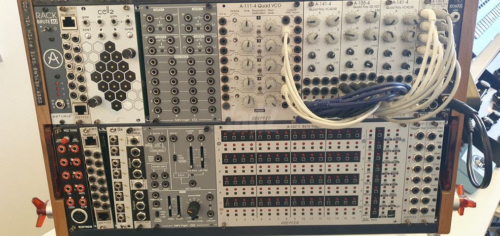 סינט מודולרי - modular synth