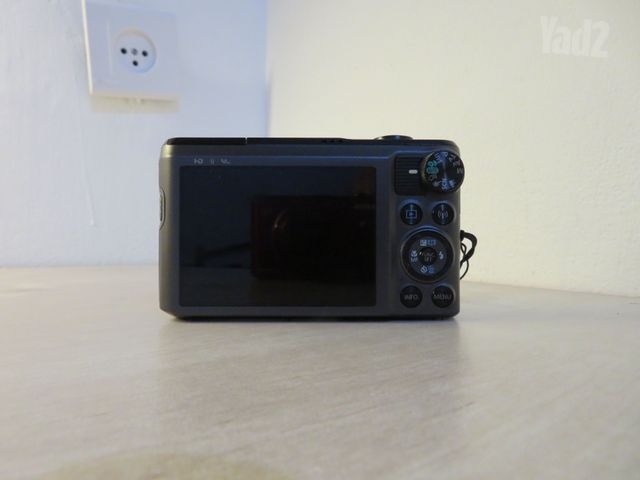 מצלמה CANON 720