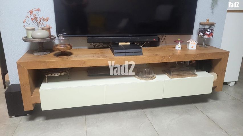 מזנון עץ תלוי