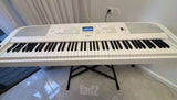 YAMAHA DGX 670