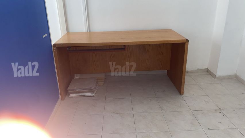 שולחן משרדי