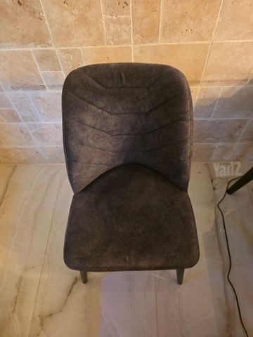 שולחן אוכל