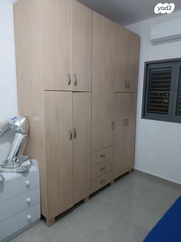 ארון 5 דלתות