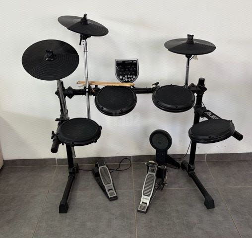 תופים אלקטרוניים Alesis DM6