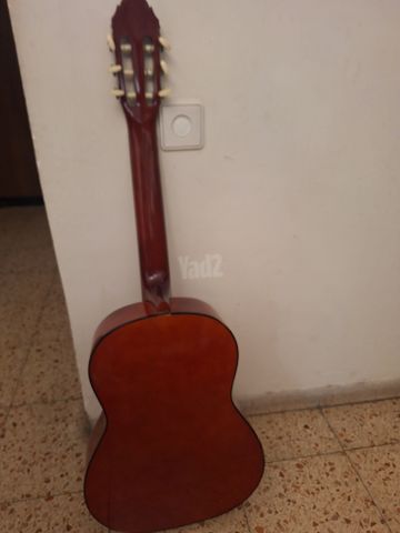 גיטרה לנער