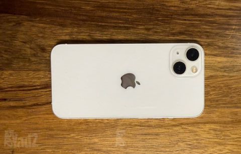 אייפון 13 לבן 128 GB
