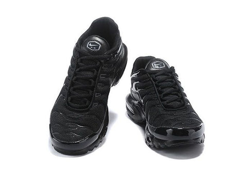 נעל נייק AIR MAX PLUS
