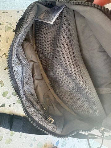 פאוץ׳ the north face