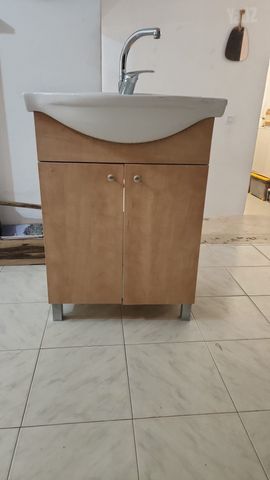 ארון אמבטיה
