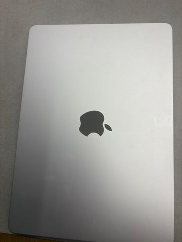 מחשב נייד MacBook