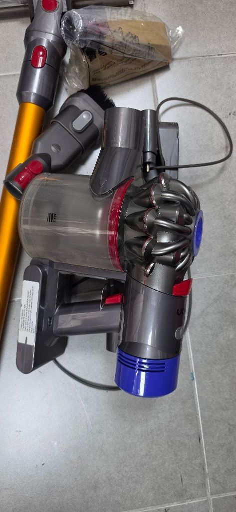 שואב Dyson