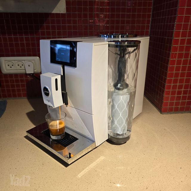 מכונת קפה jura ENA 8