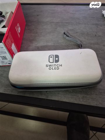 למכירה Nintendo switch oled