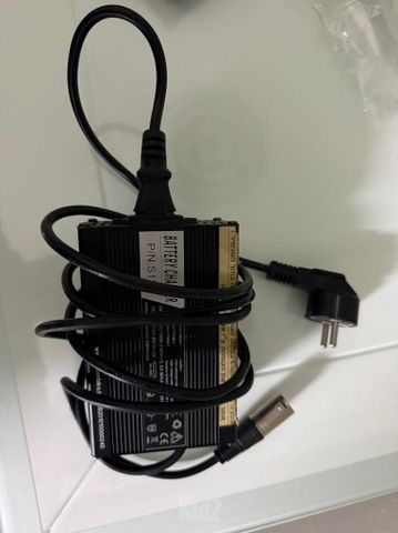 מטען 48 v לאופניים