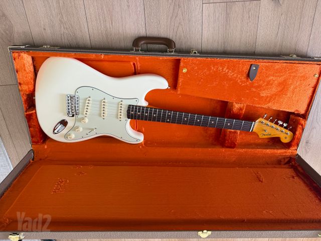 Fender Vintage II 61