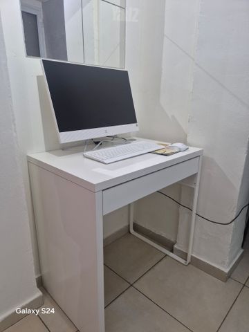 שולחן מחשב