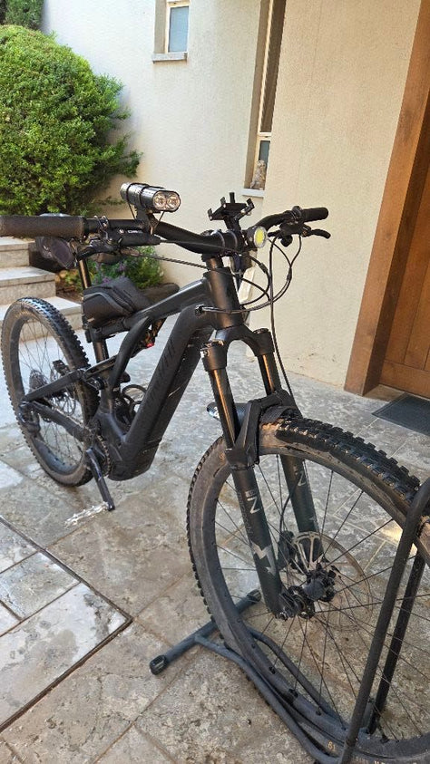 specialized turbo levo 2025