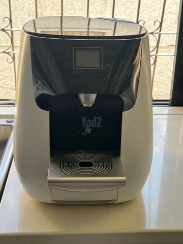 מתקן מים קרים חמים וסודה