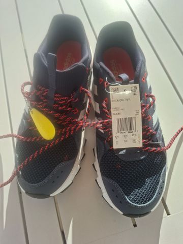נעלי םפורט ADIDAS