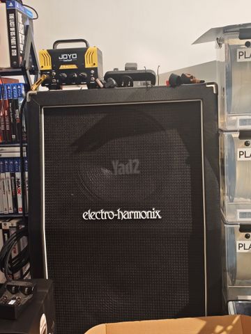בוקסה Electro Harmonix 2x12