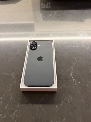 אייפון 17 iPhone