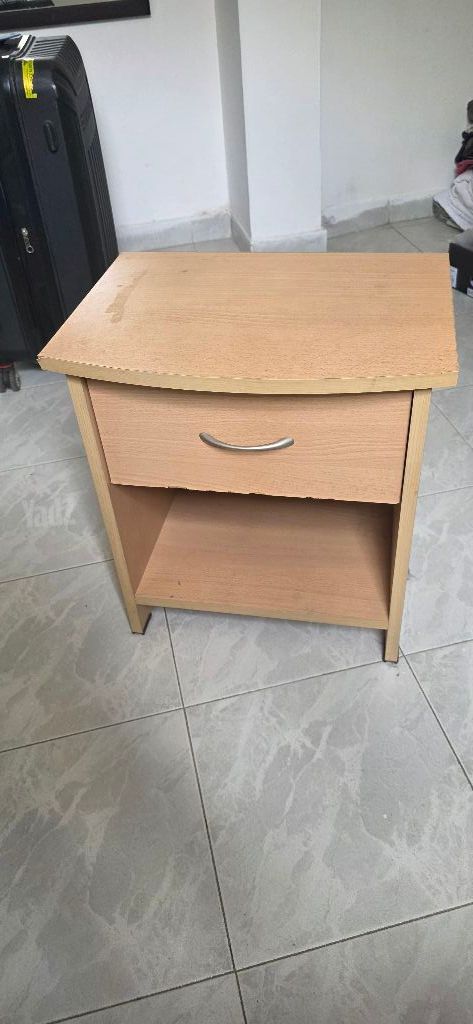 שידת לילה