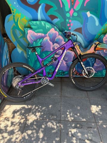 Nukeproof mega בניה הכי חזקה