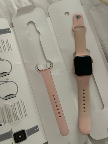 Apple Watch SE (מצב מצוין)
