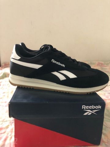 נעלי Reebok לגברים