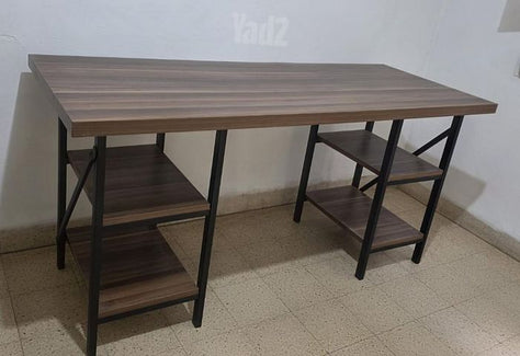 שולחן לימודים
