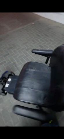 קולנועית נטענת