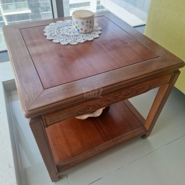 שולחן צד מעץ Rosewood
