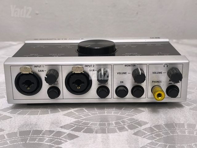 KOMPLETE AUDIO 6