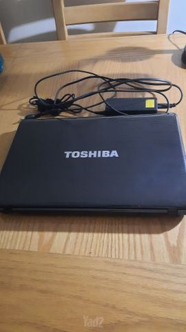 Intel i7 TOSHIBA