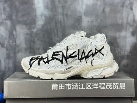 נעליים של Balenciaga