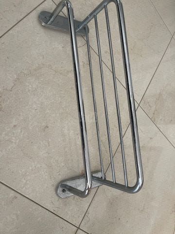 מתלה מגבות