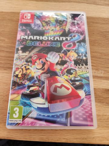 משחק  Mario Kart 8 Deluxe