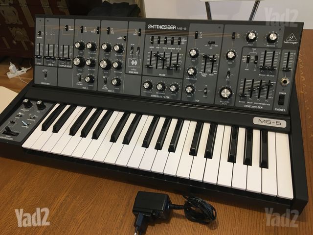 סינת Behringer MS-5