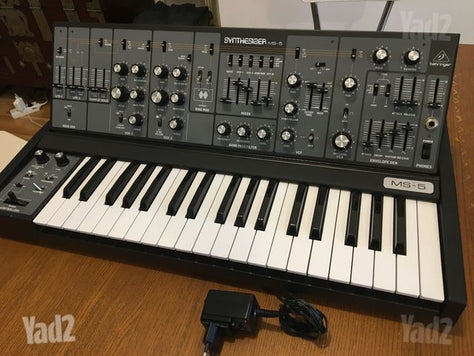 סינת Behringer MS-5