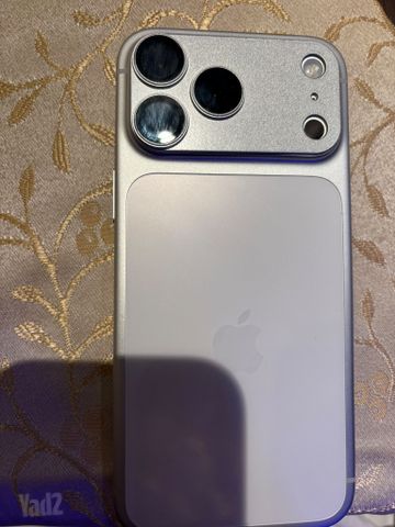 iPhone 17 pro max