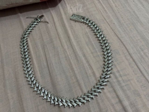 Cuban link spike