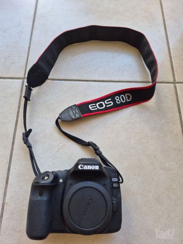 מצלמת canon 80D