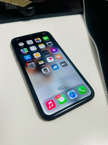 iPhone XR 64GB