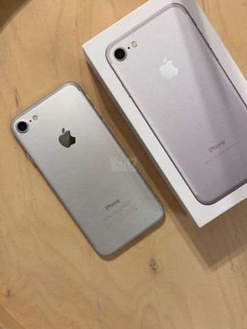 iPhone 7 (128GB)