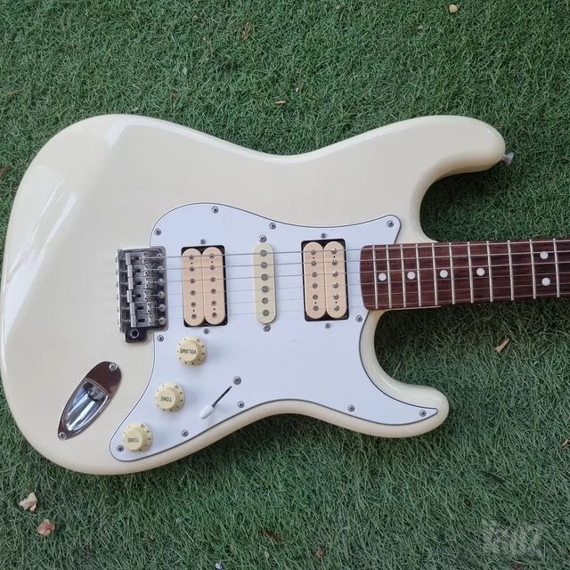 Fender יפנית Iron Maiden