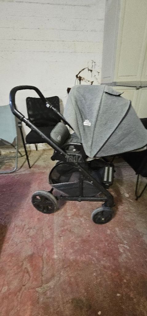 עגלת תינוק