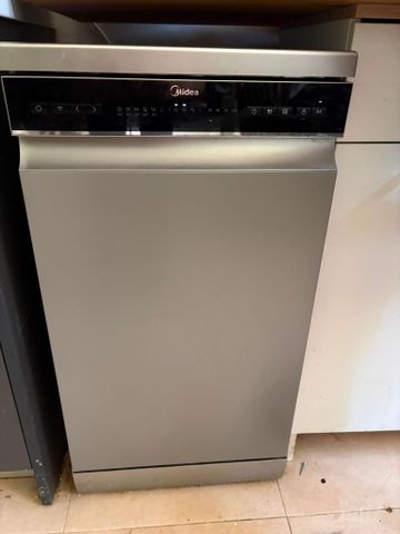 מדיח midea