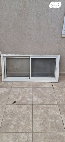 חלון אלומיניום
