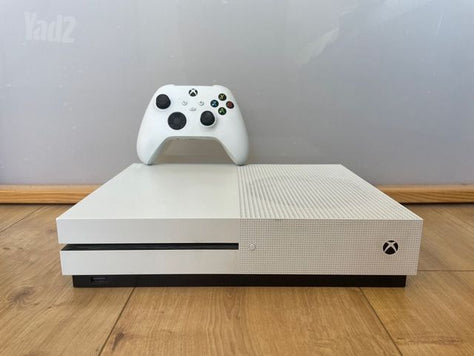 במצב מעולה Xbox one s+ שלט