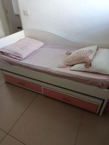 מיטת יחיד